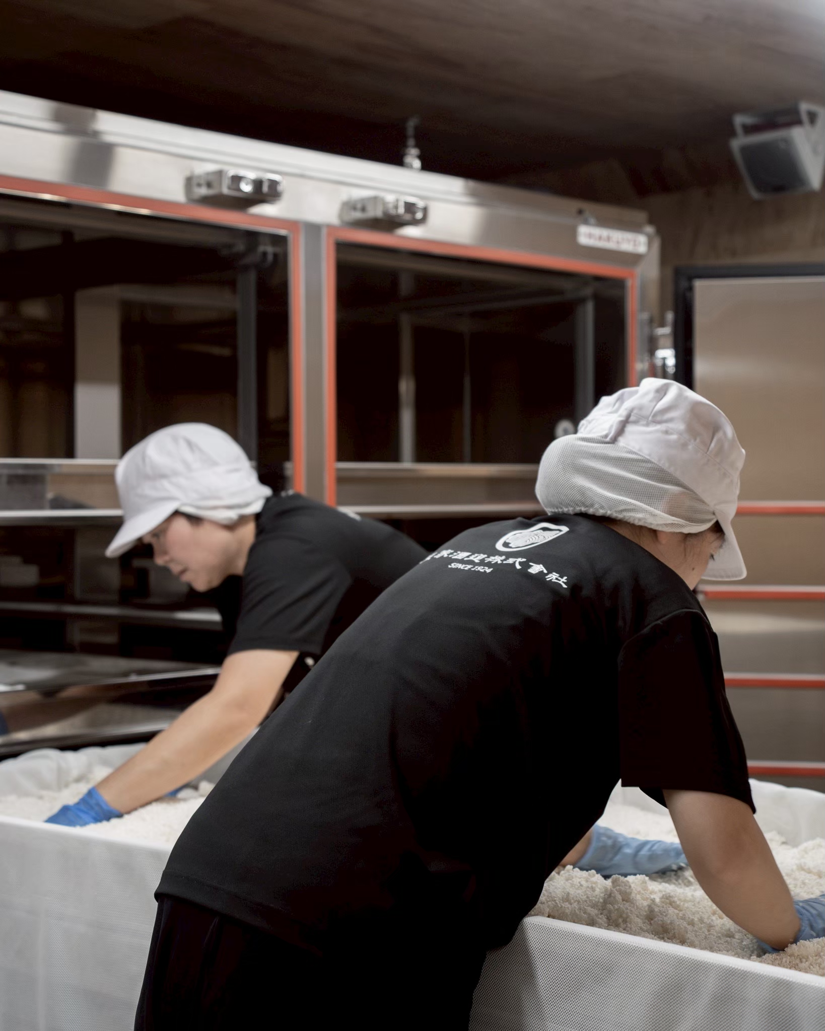 重家酒造 日本酒の仕込み【七】-蔵を巡る人々の流れ-